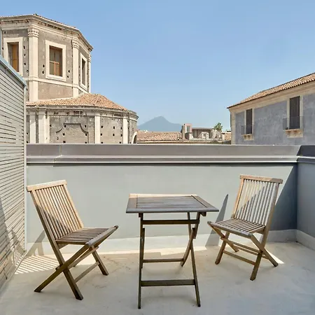 Palazzo Scammacca דירה *